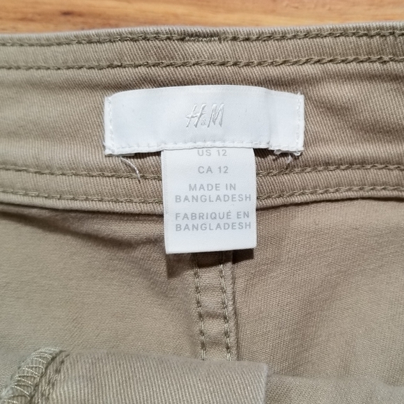 H&M Women's Shorts - Picture 3 of 4